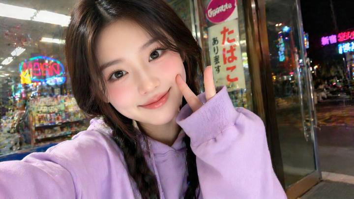 #1233 ChatGPT GPT 2 Image 캐릭터의 질감과 미감이 압도적으로 아름다운 인물 사진 참고 이미지